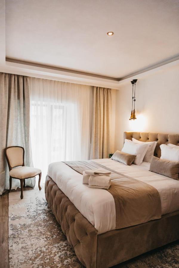 The Berg'S 2 Hotel Ocna Mures Eksteriør billede